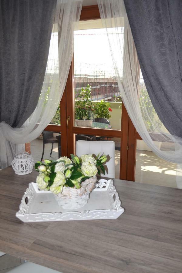 Airport & Fair Suite Apartments Fiumicino Ngoại thất bức ảnh